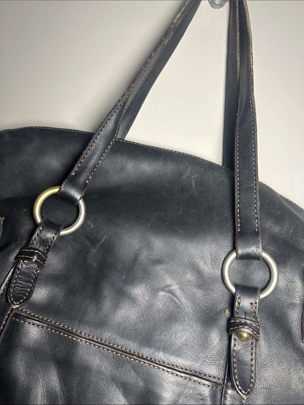 Dooney & Bourke black weekender large heavy leather bag with zipper